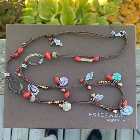N2116 retired Silpada Coral Mixed Stone necklace